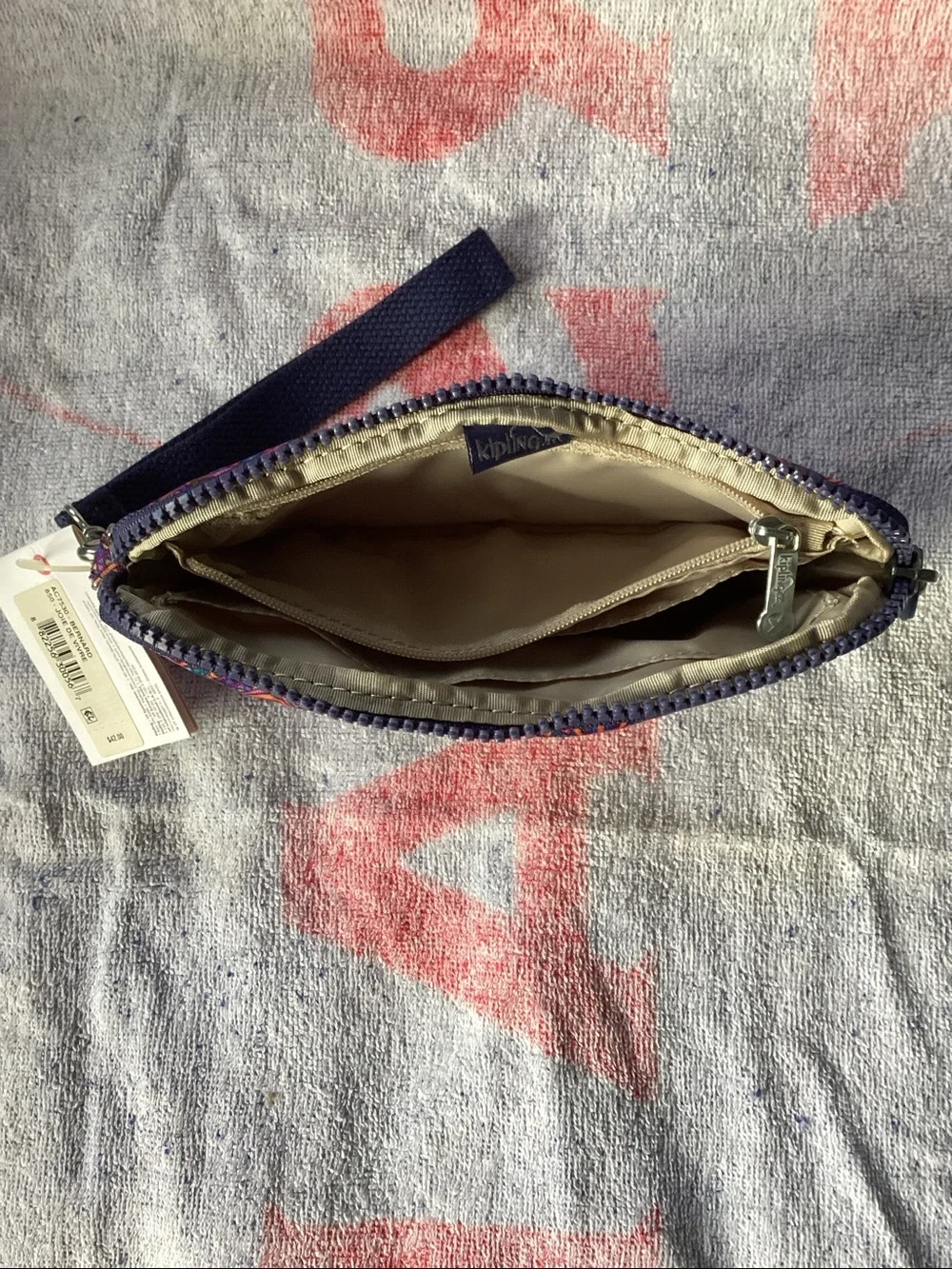 NWT Kipling Wristlet